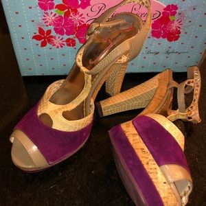 Poetic Licence -Summer Fling platforms size 9.5